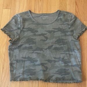 American Eagle Camo waffle knit tee
